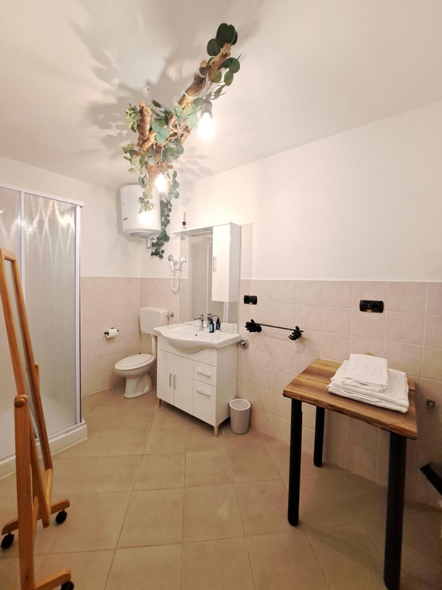 Ca Di Me Villa La Morra Phòng bức ảnh
